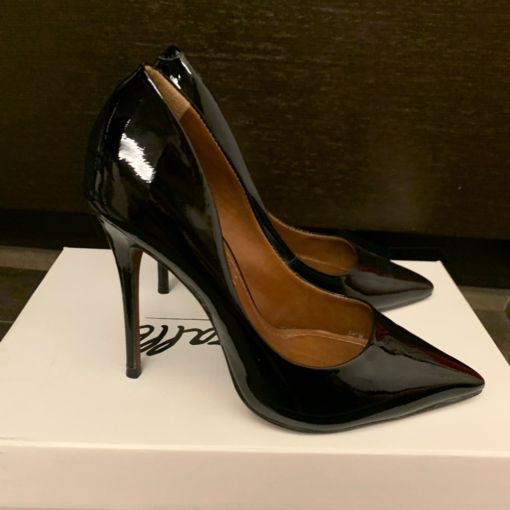 Interval shoes 5.5 excellent condition